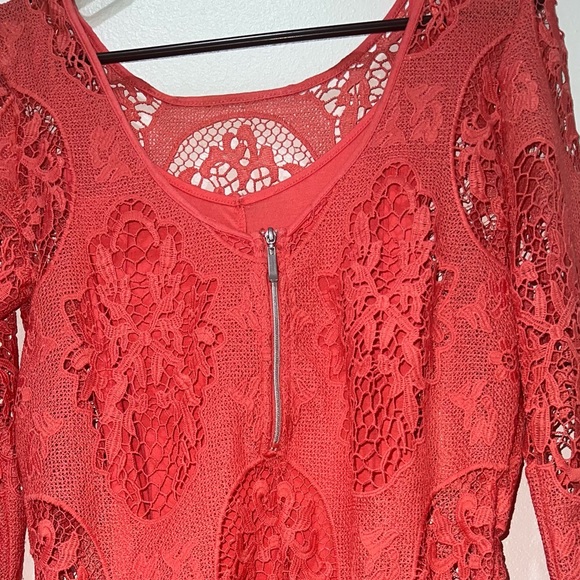 TART: Long Sleeve Lace Romper - Picture 4 of 8